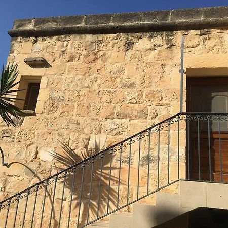Studio Apartment With Pool In House Of Character. Birkirkara Exteriör bild