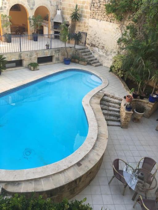 Studio Apartment With Pool In House Of Character. Birkirkara Exteriör bild